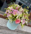 KRAINA CZARÓW Welurowy flower box z żywych kwiatów