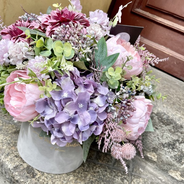 Flower box ze sztucznych kwiatów - EFEMERYDA